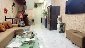 CHỈ 5,2 TỶ NHÀ DÂN XÂY - PHỐ CỔ NGỌC LÂM - NGAY GẦN MẶT PHỐ 