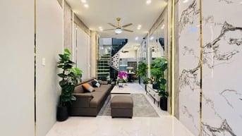CHỦ BÁN NHÀ MỚI XÂY ĐÚC 1LẦU NGAY KHU SÂN BAY GIÁ MỀM CHO KHÁCH