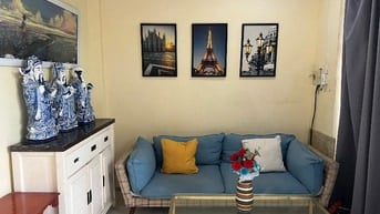 Nhà nguyên căn cho thuê kdc yên tĩnh,