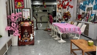 Nhà KDC Dương Hồng, DT 10x19m có Hầm, đất 190m2 DTSD 650m2