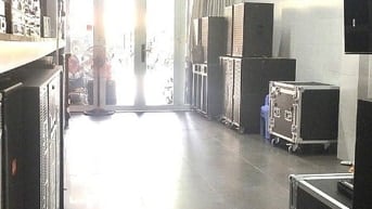 Bán Nhà mặt tiền kinh doanh sầm uất