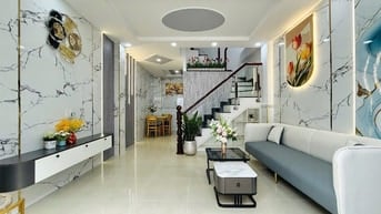 Bán nhà 2 tầng, 52.8m2 ngay Lê Văn Sỹ, Quận 3. Giá: 3 Tỷ 220. SHR