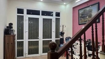 Chủ cần bán gấp nhà Thụy Khuê, DT 36m2 5 tầng MT 3.6m, giá 8.5 tỷ