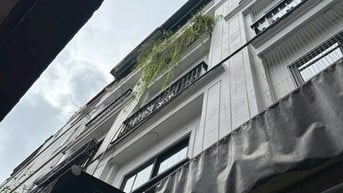 CHÍNH CHỦ BÁN NHÀ ĐẸP NGỌC THUỴ - FULL TIỆN ÍCH NỘI THẤT