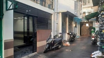  Cho thuê nhà hẻm 3m(BG) Kha Vạn Cân P.Linh Chiểu, Q.Thủ Đức giá 9.5tr