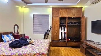 Có 14,5 tỷ mà nhà oto đỗ ngõ thông kinh doanh tốt sát Mp Tôn Đức Thắng
