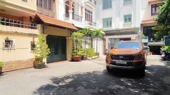 Bán nhà 282/4 Nguyễn Trọng Tuyển, Quận Phú Nhuận, nội thất cao cấp