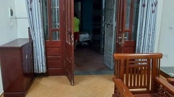 Chính chủ cho thuê nhà 5 tầng Lĩnh Nam Full nội thất