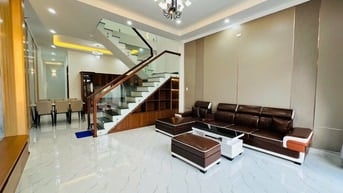 NHÀ 1 MÊ HẺM 542 NGUYỄN VIẾT XUÂN