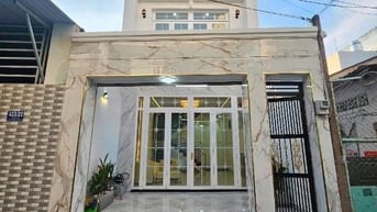 Kẹt tiền bán nhanh nhà Thành Thái,P14,Q10 56m2-2 Lầu 3PN giá 3tỷ250 SR