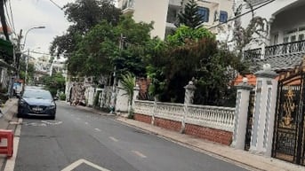 CHO THUÊ NGUYÊN CĂN MẶT ĐƯỜNG LAM SƠN
