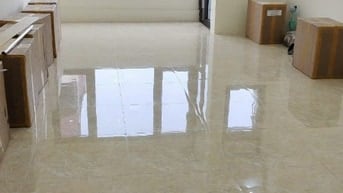 Cho thuê nhà ng ôtô tải ra vào  khu chia lô Trần Khát Chân Lạc Nghiệp 