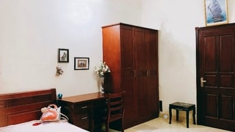 Chính chủ cho thuê nhà cuối phố Ngô Tất Tố nội thất đầy đủ