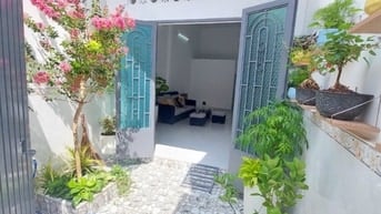 NHÀ KINH DƯƠNG VƯƠNG *  KẾ TÊN LỬA * SẴN DÒNG TIỀN 15 TRIỆU/ THÁNG * 1