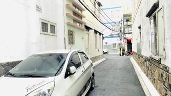 BÁN NHÀ 4 TẦNG BÊ TÔNG CỐT THÉP - HẺM XE HƠI ĐƯỜNG THÍCH QUẢNG ĐỨC 
