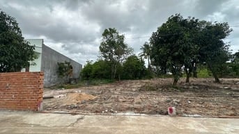 5X20(101m2) Hẻm Lý Thái Tổ LaGi Cách Biển Chỉ 1,4km Giá 650 Triệu