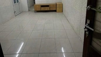 CHO HỘ GIA ĐÌNH THUÊ NHÀ NGÕ THẲNG Ô TÔ CÁCH MP NGUYỄN AN NINH 100M
