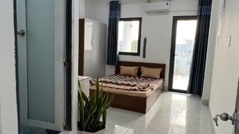 Chính chủ cho thuê Phòng Ban Công Tách bếp đầy Đủ Nội Thất Giá 4tr
