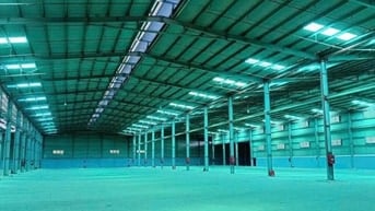 Cho thuê kho xưởng Bến Lức,Long An giáp Bình Chánh,khuôn viên: 4.300m2