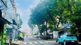 Cho thuê nhà mặt tiền Nguyễn Tiểu La, P.8, Q.10 giá 25tr