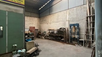 Cho thuê kho, nhà xưởng 240m2 tại Nguyễn Đức Thuận, Trâu Quỳ, Gia Lâm