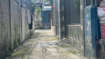 TÂN PHÚ - NGAY LƯƠNG THẾ VINH - HẺM THÔNG THOÁNG - VÀI BƯỚC RA HẺM XE 