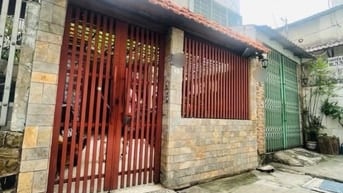 ⭐️ Bán gấp Nhà DT:3,7x21m hẻm Quang Trung, P10, Q.Gò Vấp, Gần ngã 5.
