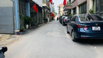 BÁN NHÀ HOÀI ĐỨC: DT 82M2, ĐƯỜNG TRƯỚC NHÀ RỘNG 6M, CÓ SÂN GARA ÔTÔ 