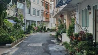 Bán căn hộ lầu 2 chung cư 44Bis Phan Liêm