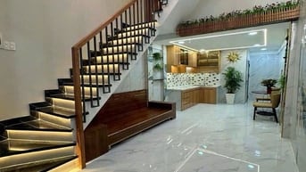 BÁN NHÀ CHÍNH CHỦ BÀ HOM QUẬN 6 – 3 TẦNG ĐẸP – CHỈ HƠN 4 TỶ XÍU