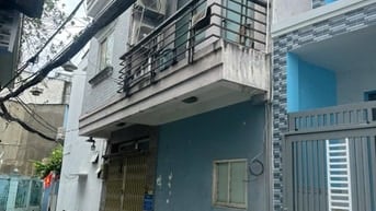 Bán nhà sau căn mặt tiền đường Trần Xuân Soạn, Phường Tân Hưng, Quận 7