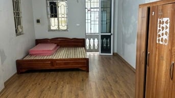 Cho thuê nhà ngõ 117 Nguyễn Khoái, đối diện cây xăng Lương Yên 