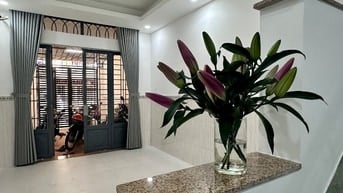 Nhà cho thuê nguyên căn mặt tiền Trần Văn Kỷ P. Bình Thạnh