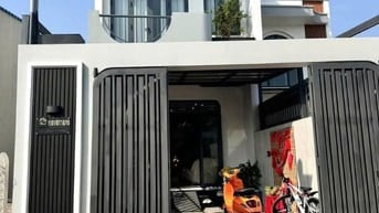 Nhà Mới Xây Một Trệt Một Lầu Sổ Hồng Đường Nhựa 2 Ô tô Gần cầu Hóa An