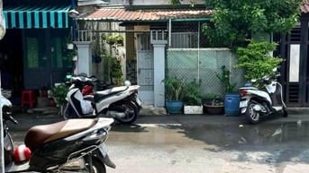 Của hồi môn kẹt tiền nên bán nhà củ ở Xuân Thới Đông Hóc Môn 660 triệu