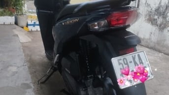 Bán xe Vision sx năm 2024, còn như mới, oddo 2100 km