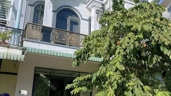 Đi nước ngoài định cư bán gấp nhà ở đường Tăng Nhơn Phú, phường Phước 