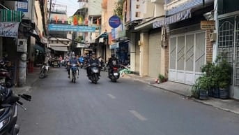 Mặt tiền Cư Xá Đồng Tiến P14 quận 10, XH ngủ trong nhà 4x20 3lầu 16 tỉ
