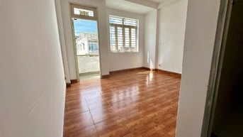 Chung cư 590 CMT8, P11, Quận3: 55m2, 1p ngủ, 6tr5/tháng, ban công