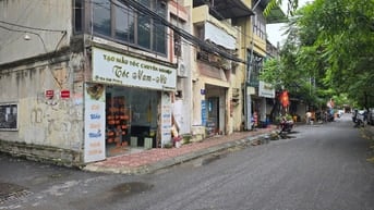 Cho thuê cả nhà mặt đường 184 Giải Phóng 