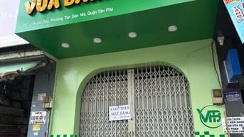 Cho thuê mặt bằng kinh doanh mặt tiền sầm uất đông đúc 