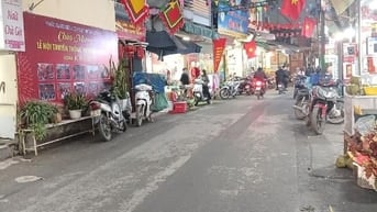 BÁN ĐẤT TẶNG NHÀ 3 TẦNG –  VỊ TRÍ TRUNG TÂM LÊ QUANG ĐẠO 
