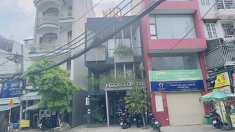 ( HÓT )Bán nhà MT Sầm Sơn,5x22m,5 Tầng,HĐ thuê 50tr/tháng,giá: 22.5 tỷ