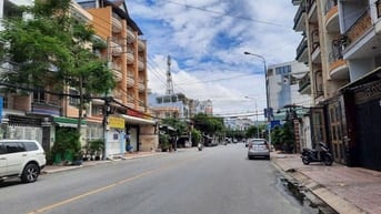  NHÀ 3 LẦU - 4M X 21M - ĐOẠN ĐẸP - MẶTTIỀN CHỢ LỚN GIÁ RẺ 