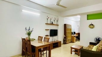 Cho thuê căn hộ CC Gia Phú 2 PN +balcon, giá 7.5tr/tháng full nội thất