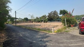 chính chủ bán 20mét ngang mặt tiền đường nhựa hương lộ 2, tách được 4 