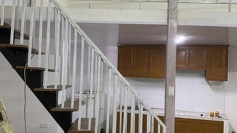 Cho thuê nhà riêng dt 50m+17m gác xép sạch đẹp giá tiền 9tr