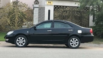 cần bán nhanh TOYOTA CAMRRY 2.4 còn rất đẹp