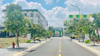 Bán đất ngay KDC Tân Đức , đường dt 824 nằm ngay TT thị Trấn Đức Hoà  
