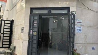 Nhà đep căn gốc cách mặt tiền an duong vương 30m